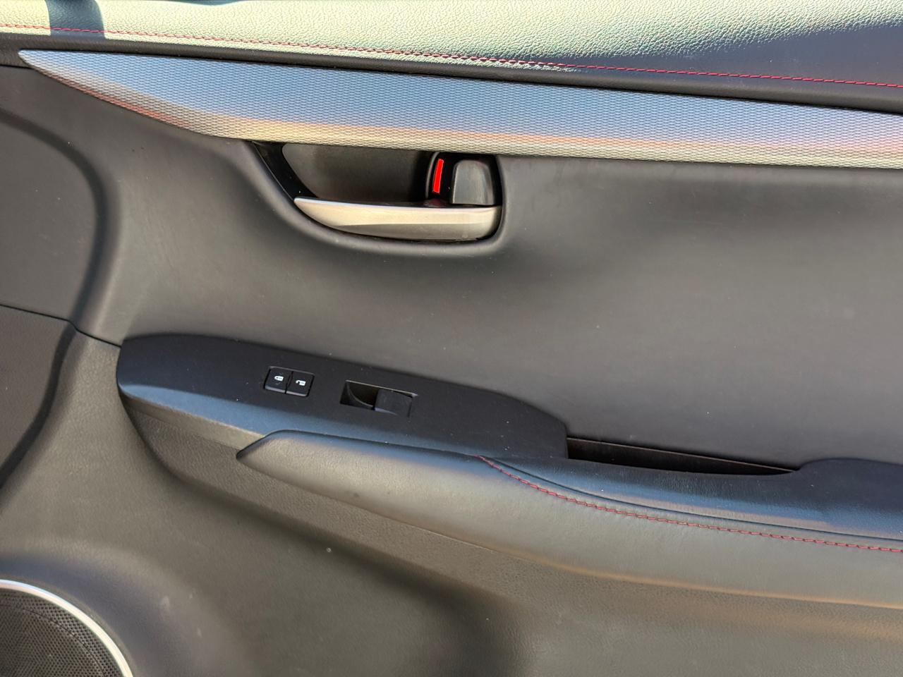 Lexus NX 200t FWD 2017