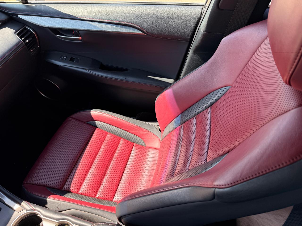 Lexus NX 200t FWD 2017