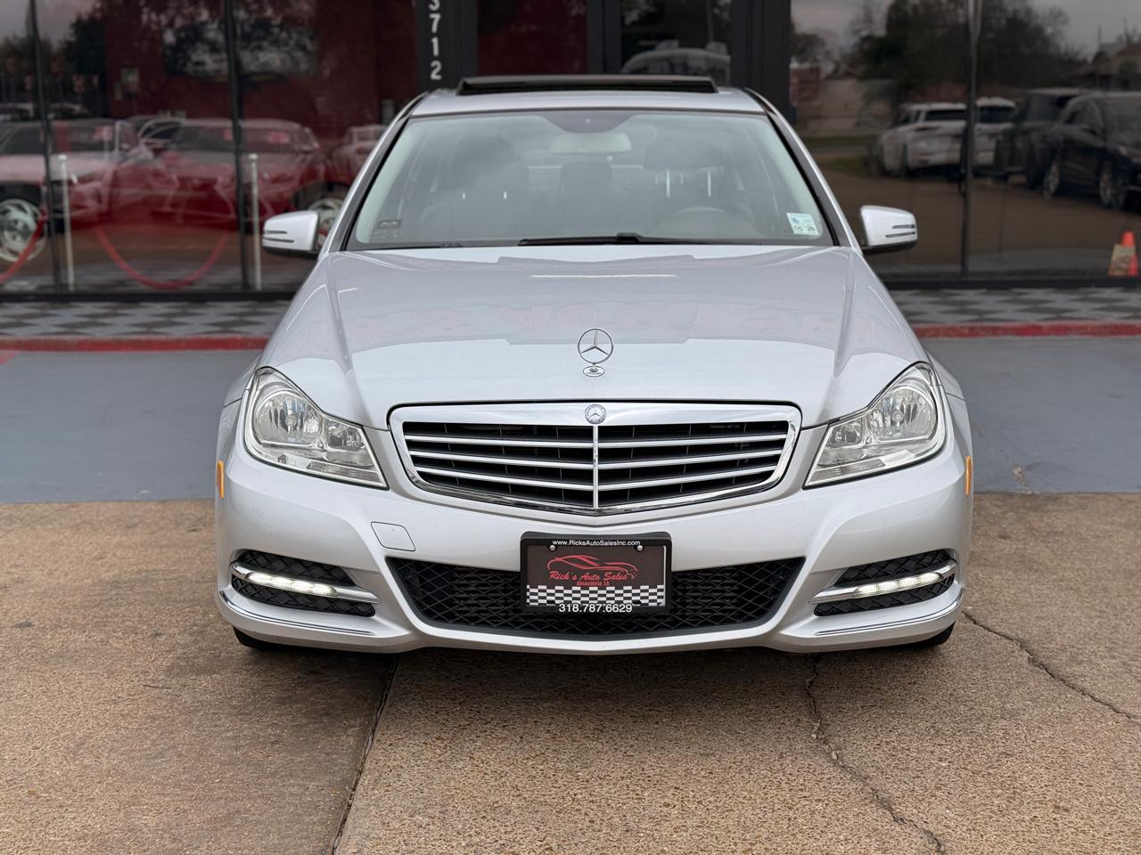 Mercedes-Benz C-Class C250 Luxury Sedan 2014