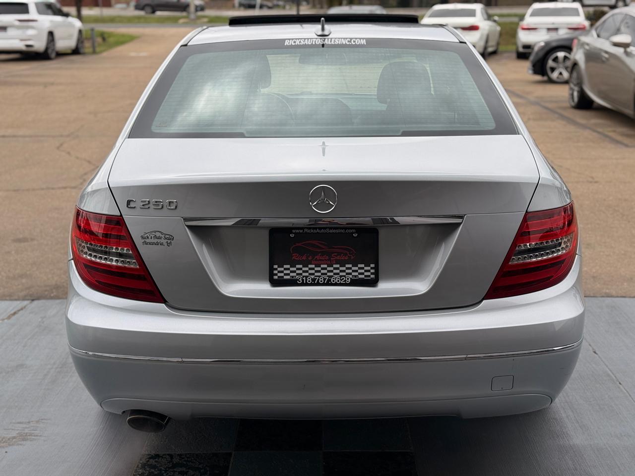 Mercedes-Benz C-Class C250 Luxury Sedan 2014