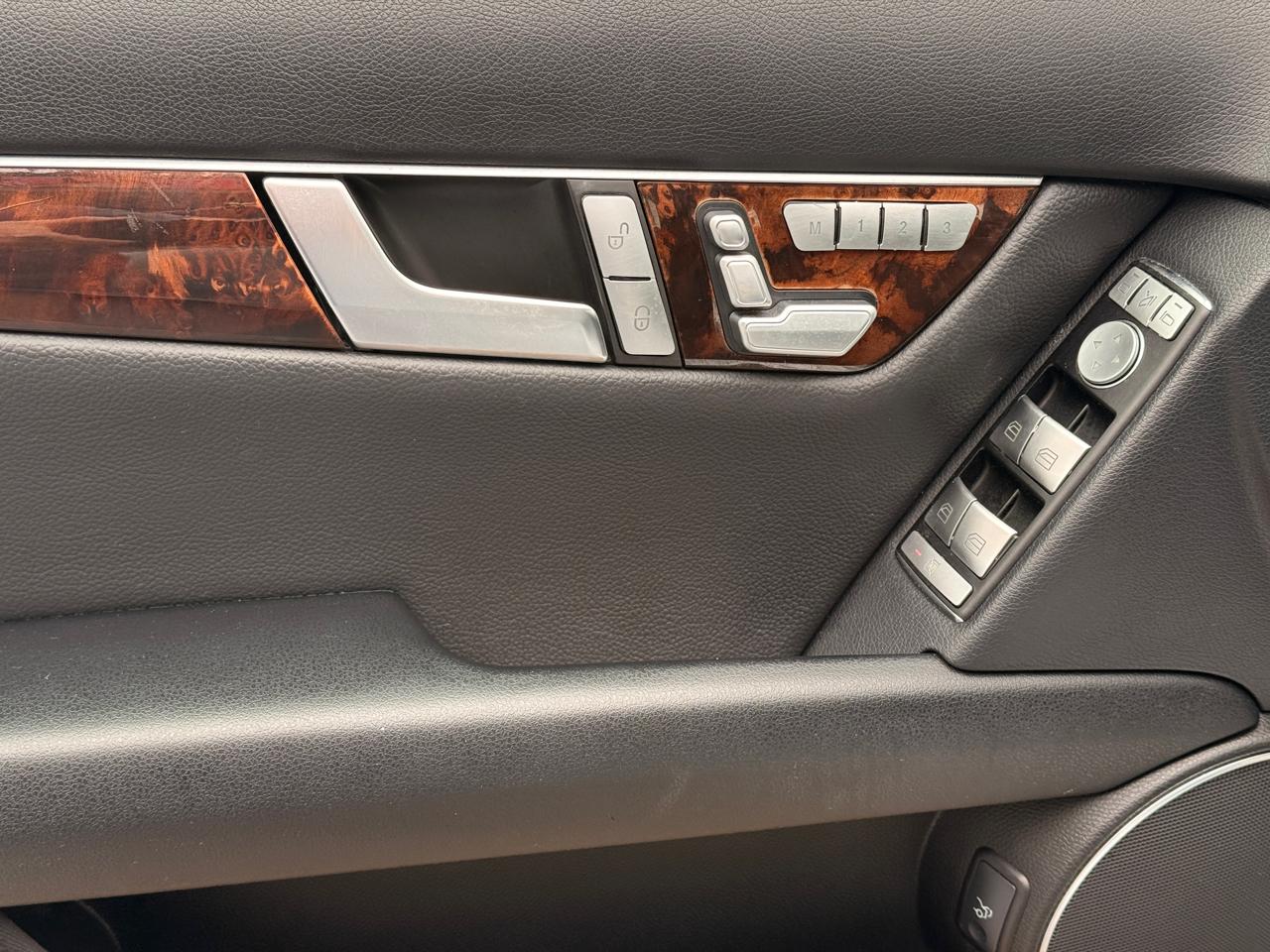 Mercedes-Benz C-Class C250 Luxury Sedan 2014