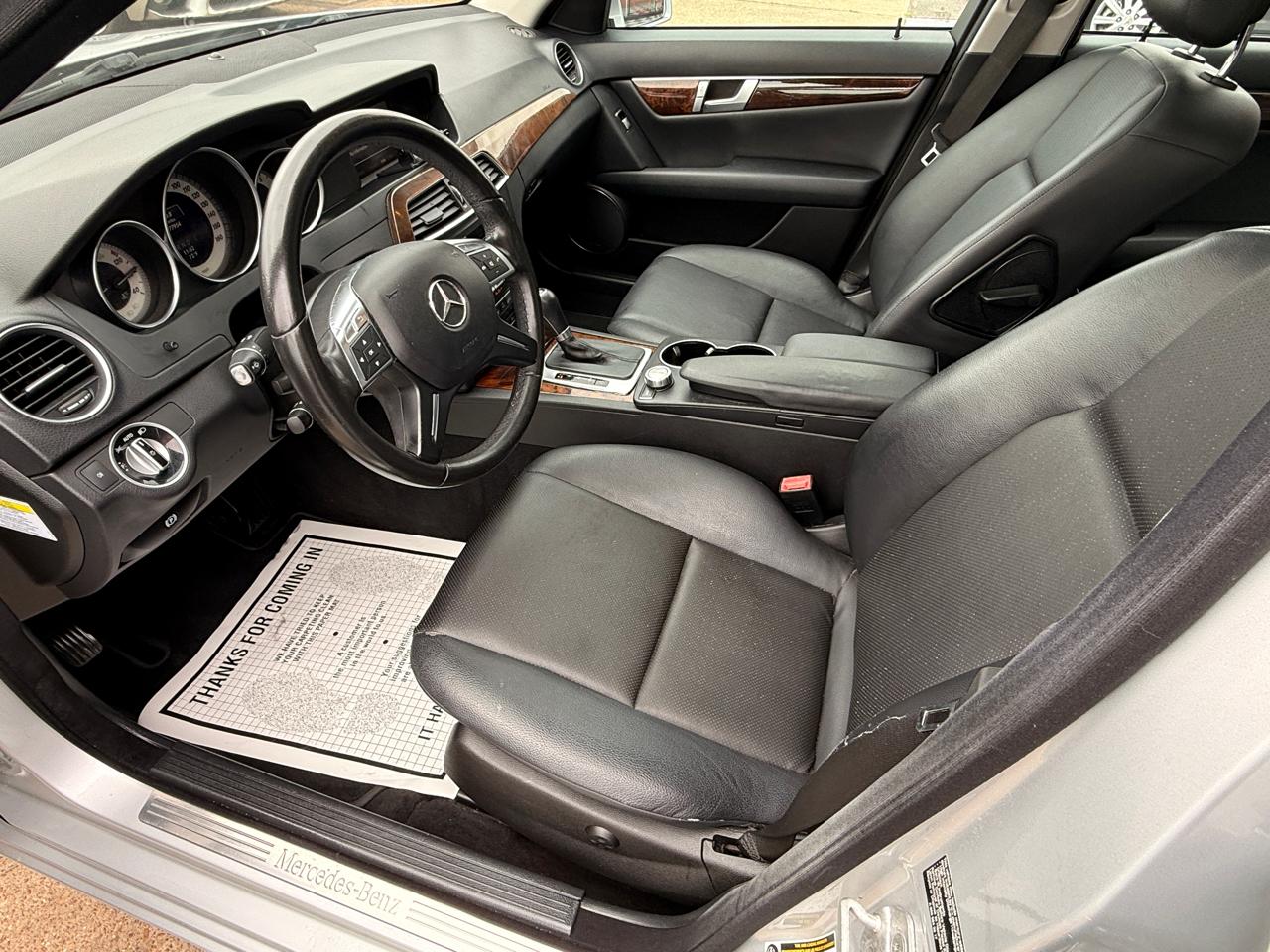 Mercedes-Benz C-Class C250 Luxury Sedan 2014