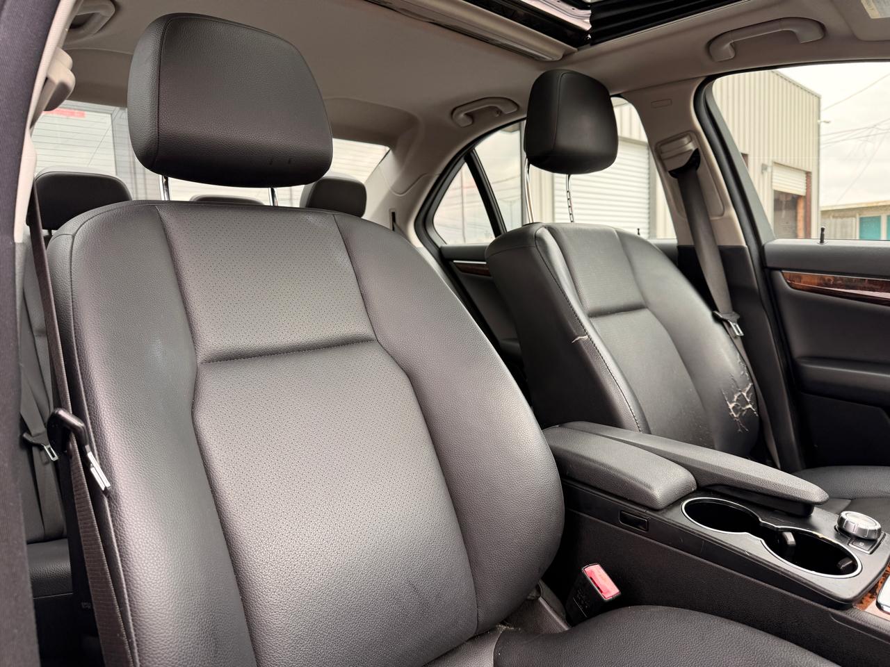 Mercedes-Benz C-Class C250 Luxury Sedan 2014