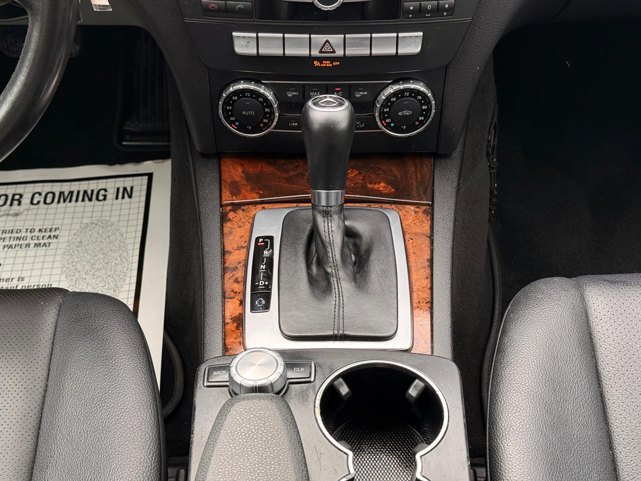 Mercedes-Benz C-Class C250 Luxury Sedan 2014