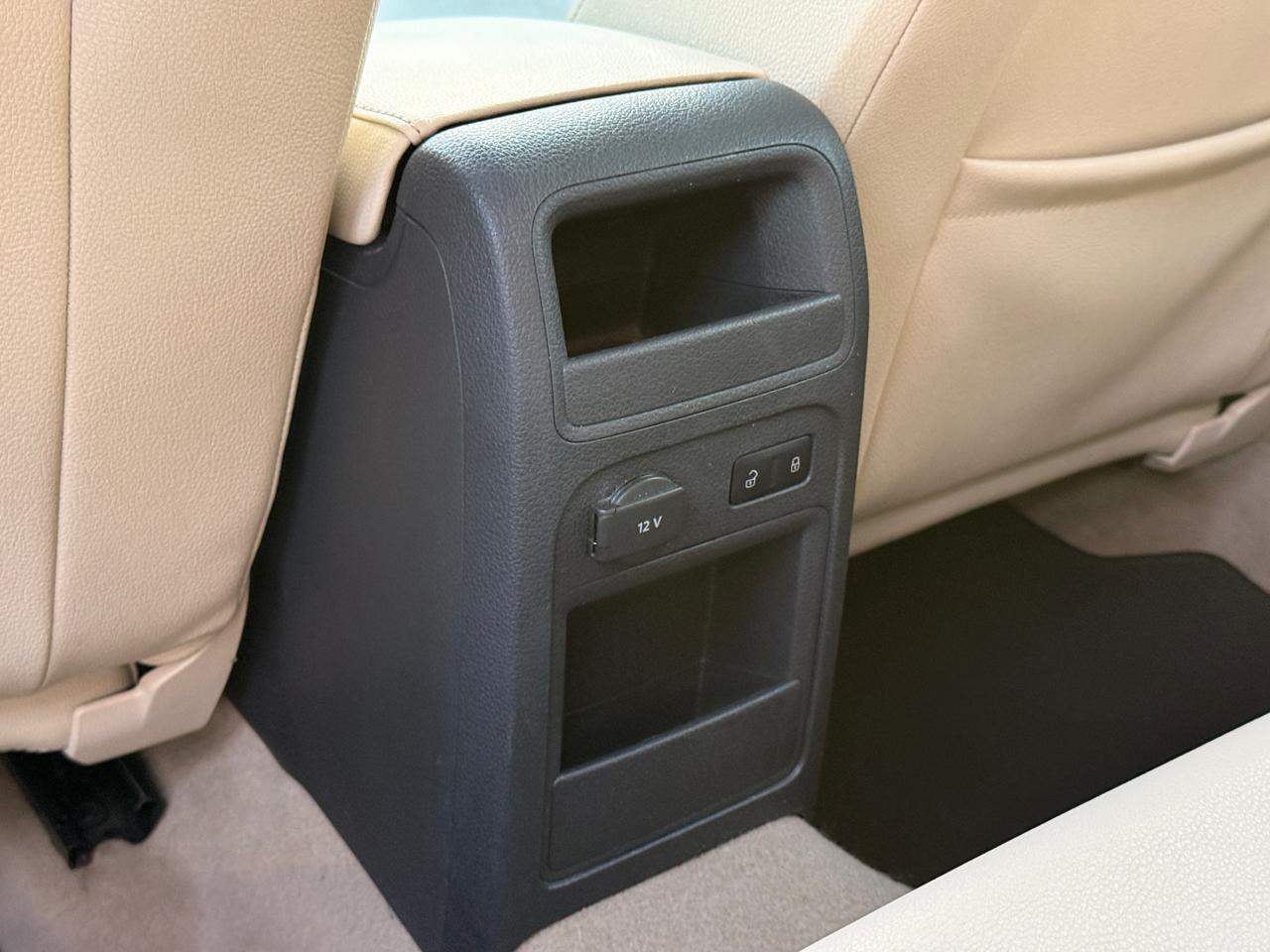 Volkswagen Jetta SE 2012