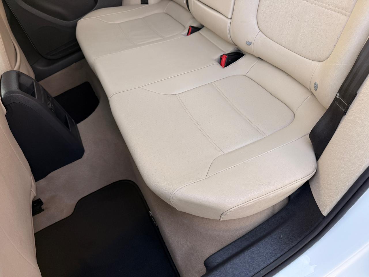 Volkswagen Jetta SE 2012