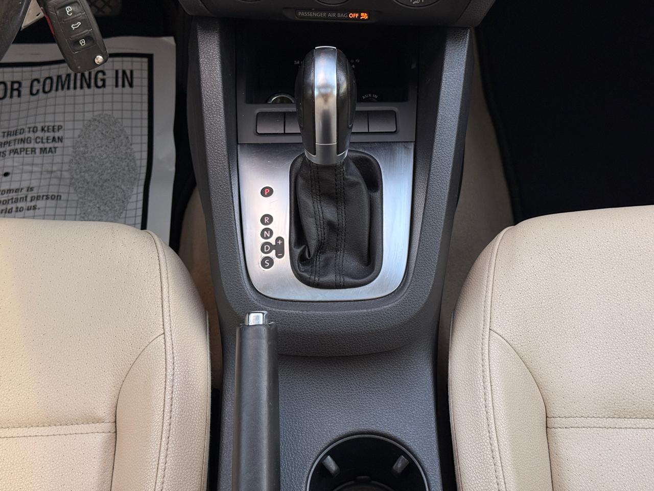 Volkswagen Jetta SE 2012