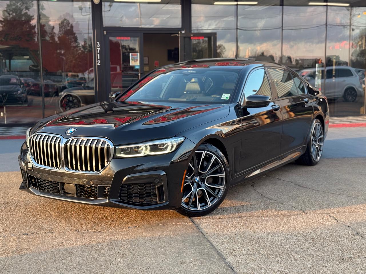 2022 BMW 7-Series 740i