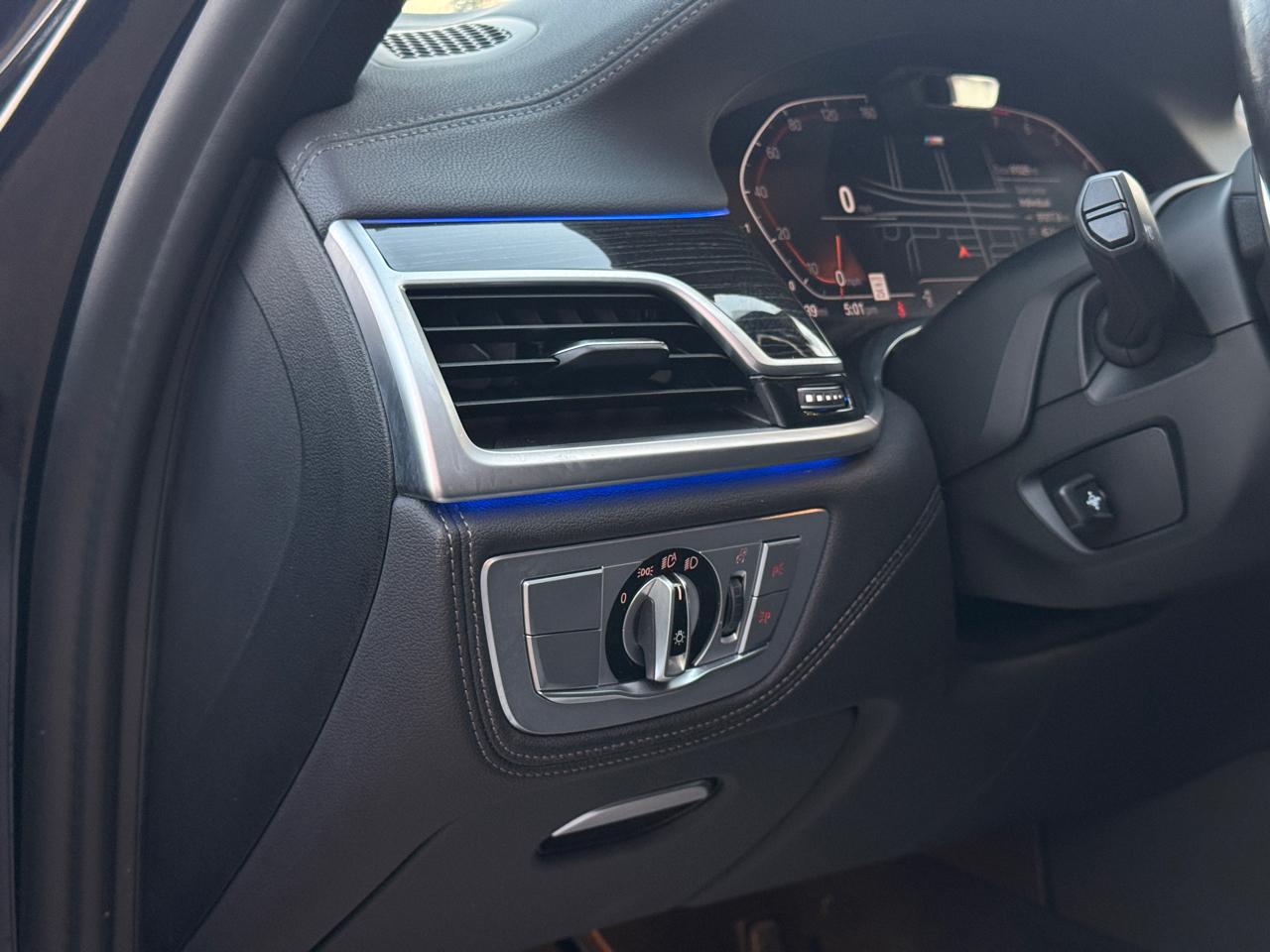 BMW 7-Series 740i 2022