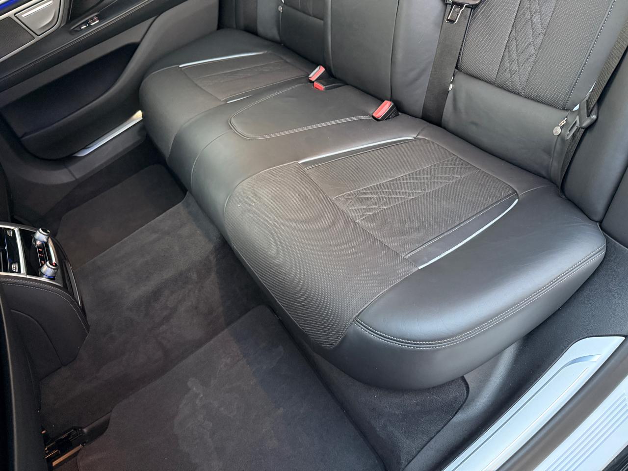 BMW 7-Series 740i 2022