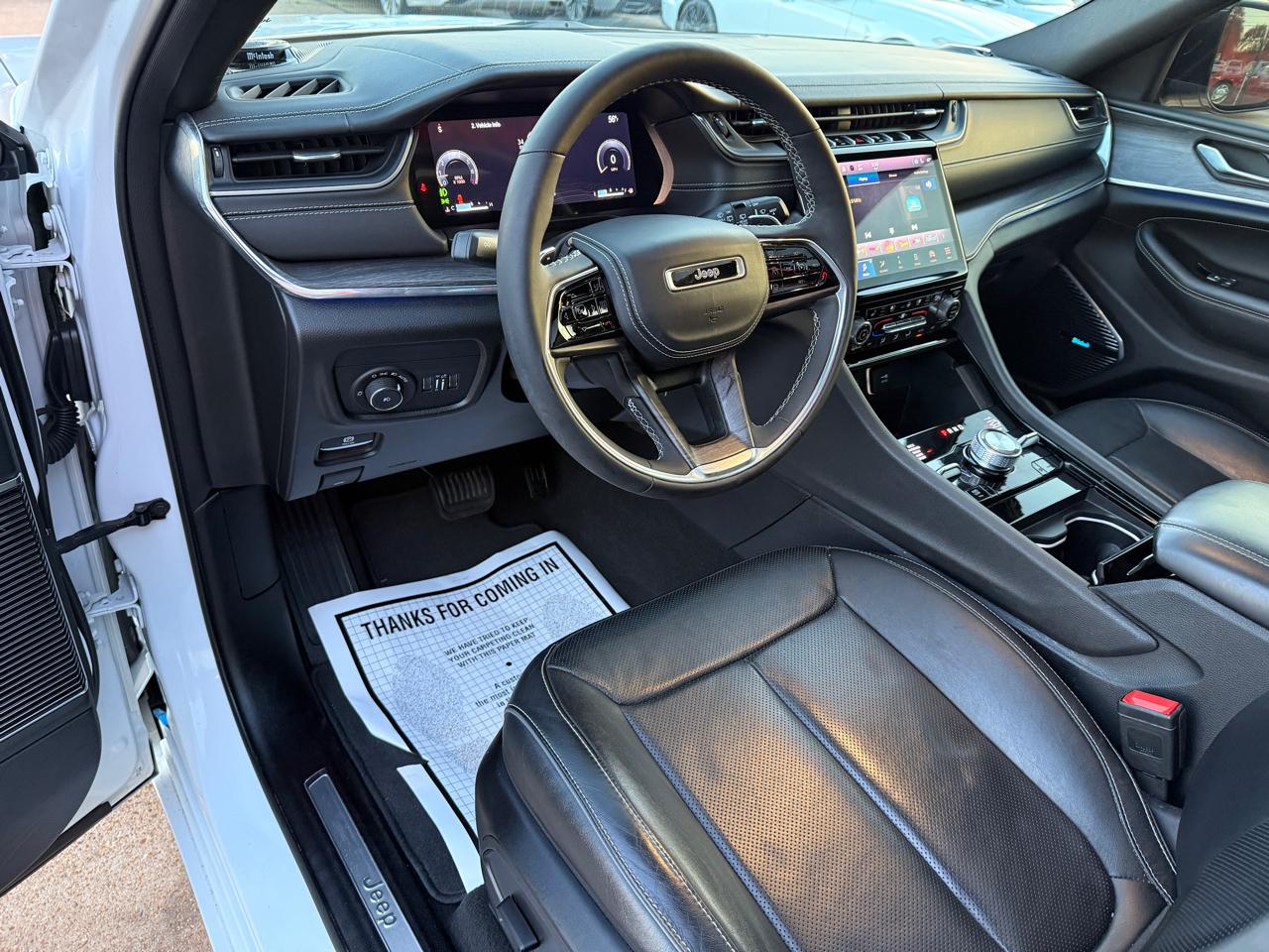 Jeep Grand Cherokee L Overland 4WD 2023