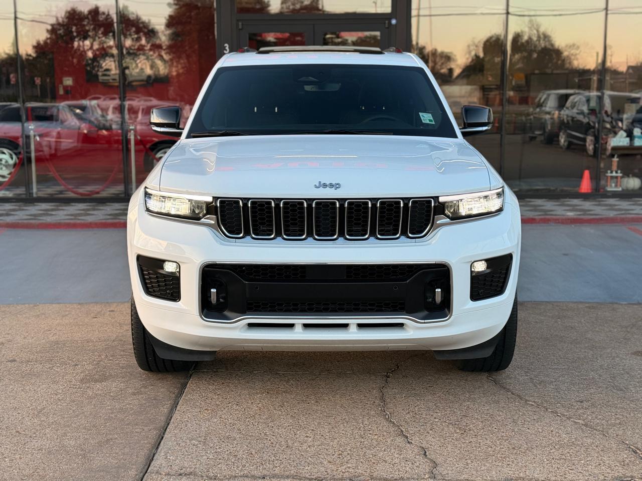 Jeep Grand Cherokee L Overland 4WD 2023