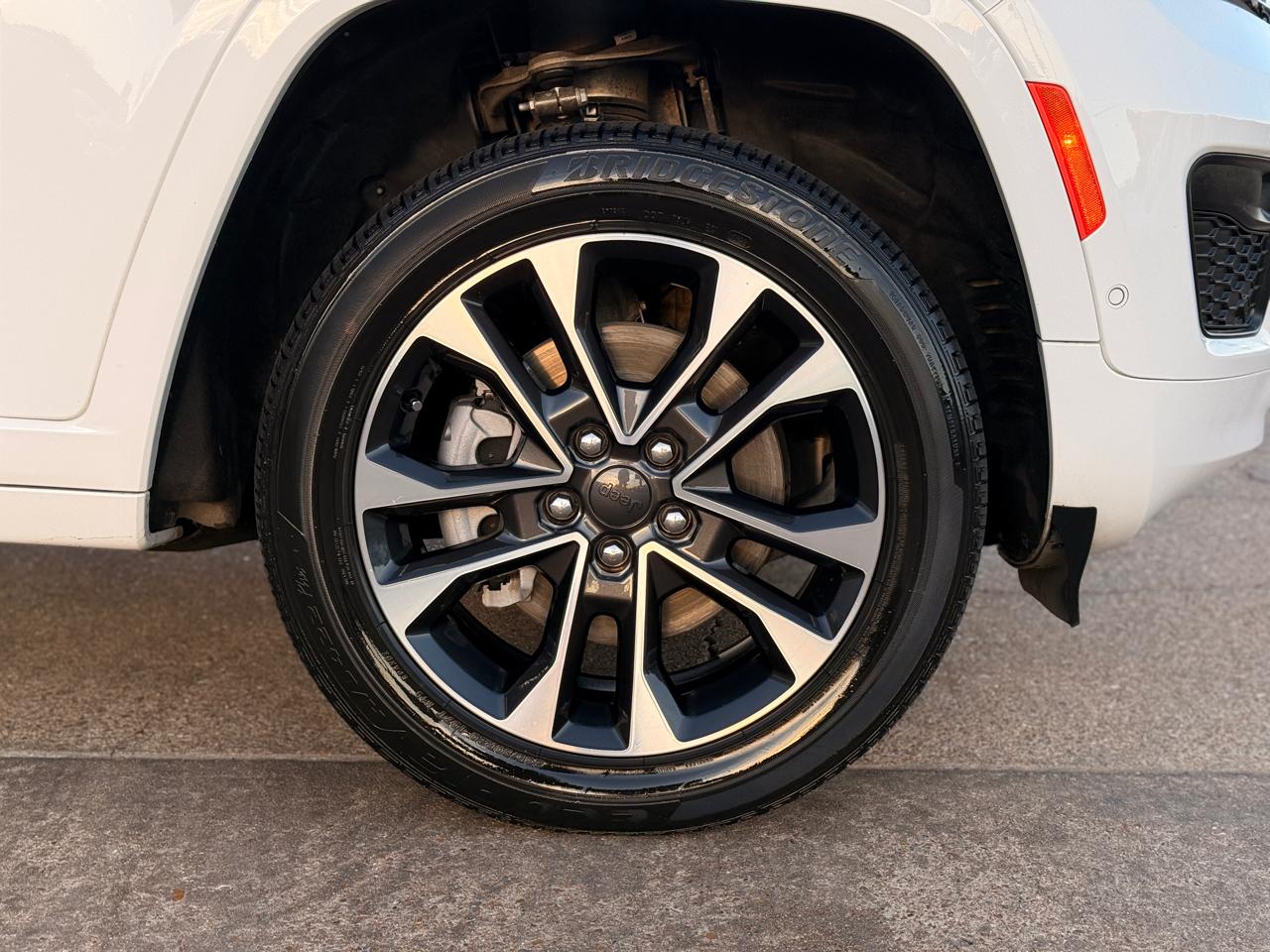 Jeep Grand Cherokee L Overland 4WD 2023