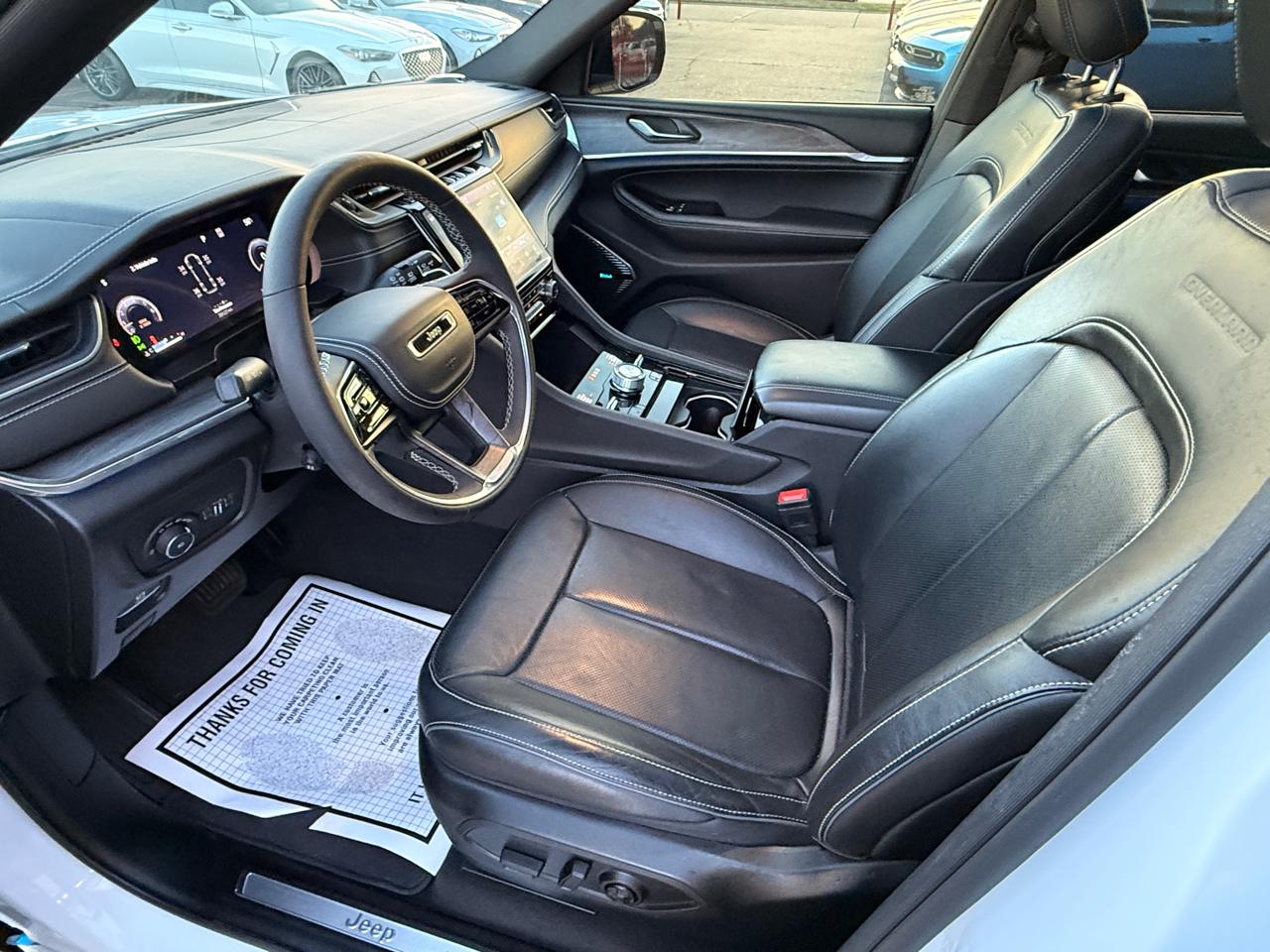 Jeep Grand Cherokee L Overland 4WD 2023