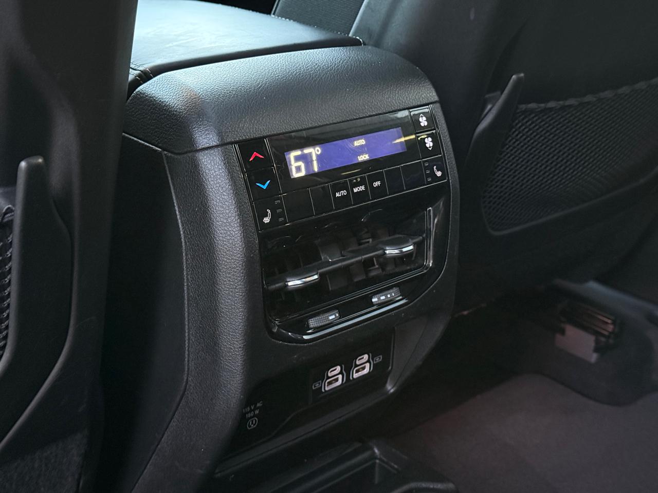 Jeep Grand Cherokee L Overland 4WD 2023