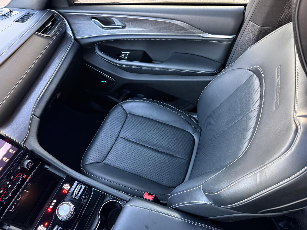 Jeep Grand Cherokee L Overland 4WD 2023