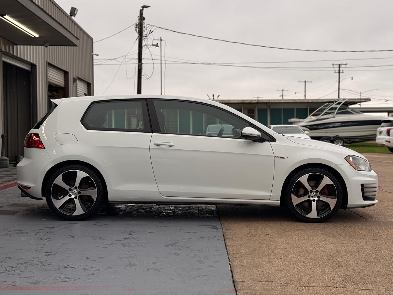 Volkswagen GTI S 6M 2-Door 2016