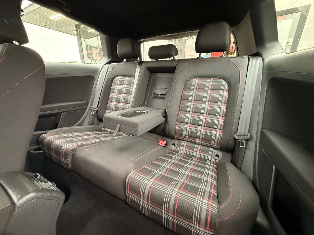 Volkswagen GTI S 6M 2-Door 2016