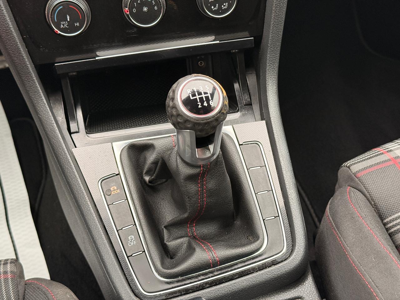 Volkswagen GTI S 6M 2-Door 2016