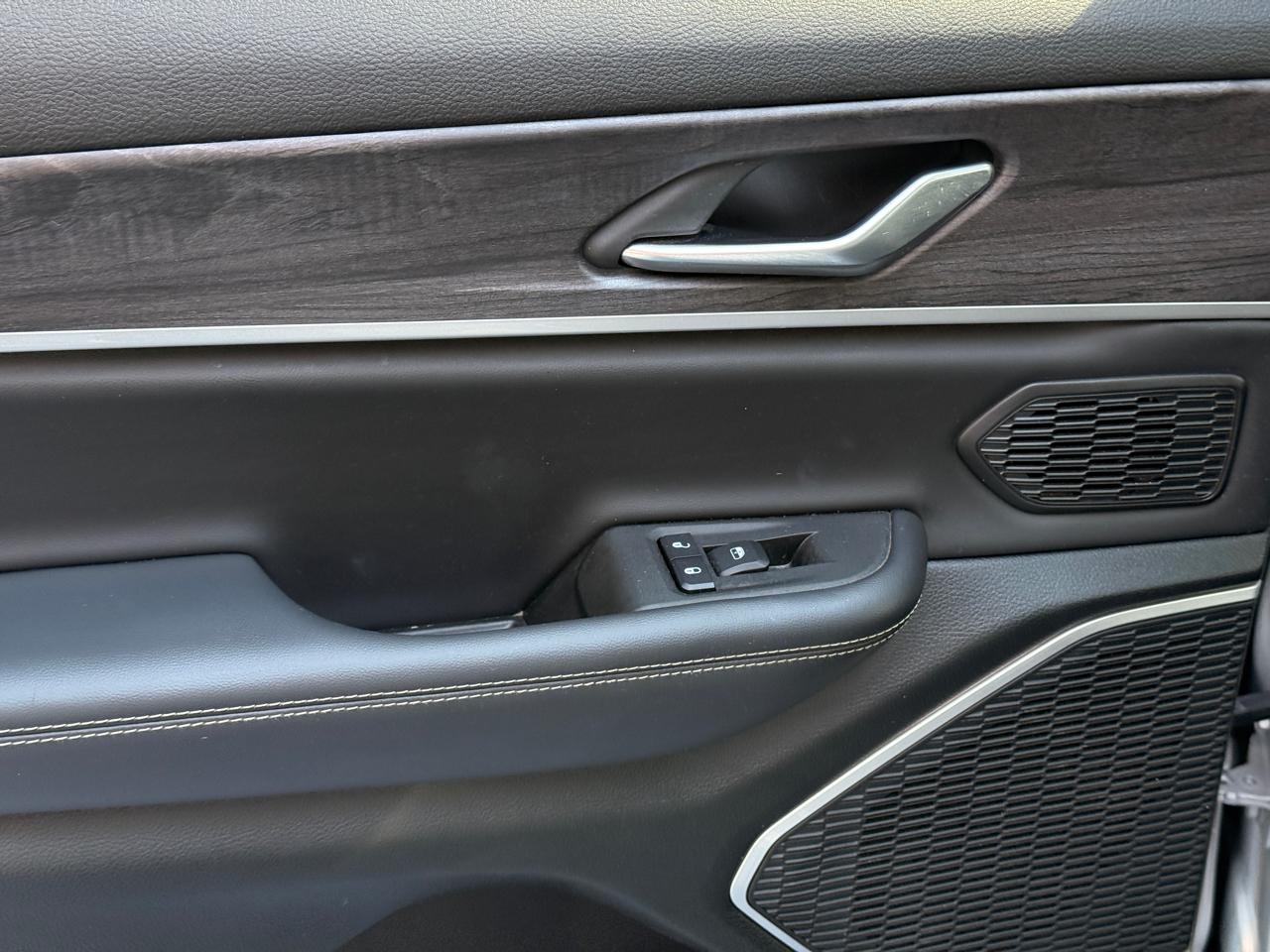 Jeep Grand Cherokee Limited 4WD 2021