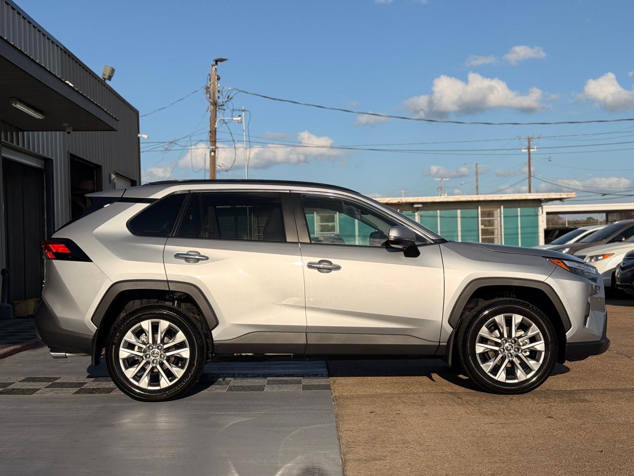 Toyota RAV4 Limited AWD 2024