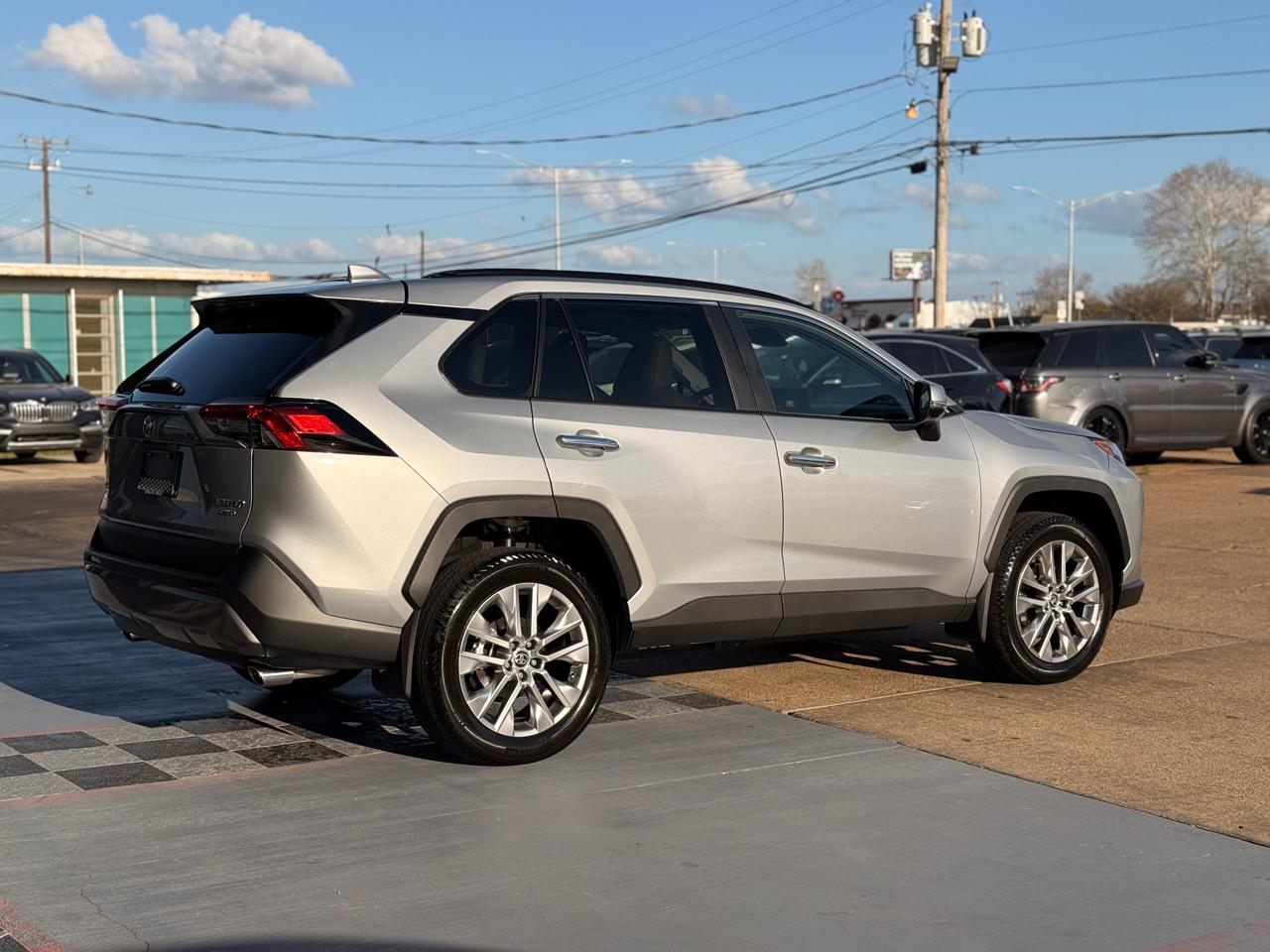 Toyota RAV4 Limited AWD 2024