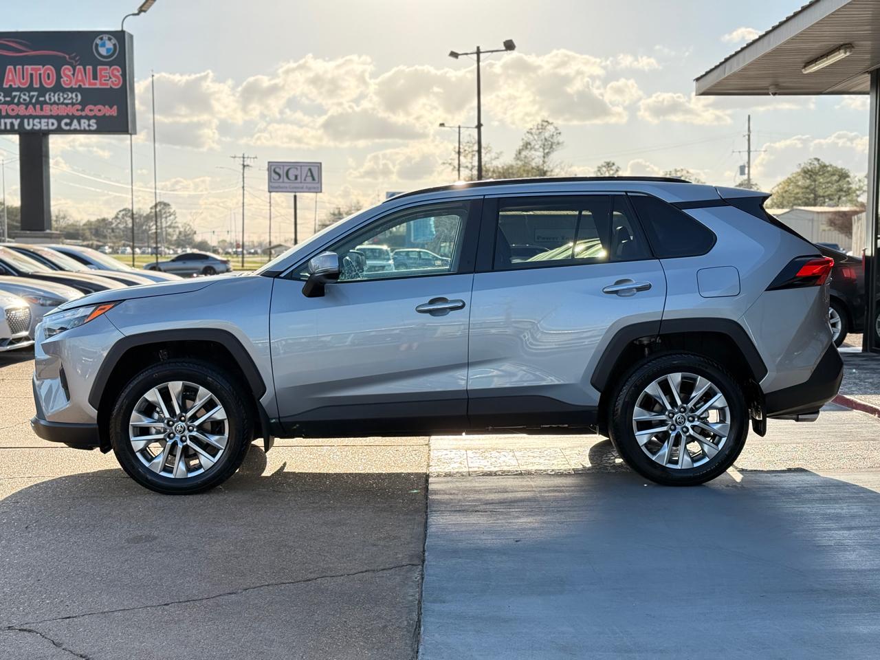 Toyota RAV4 Limited AWD 2024