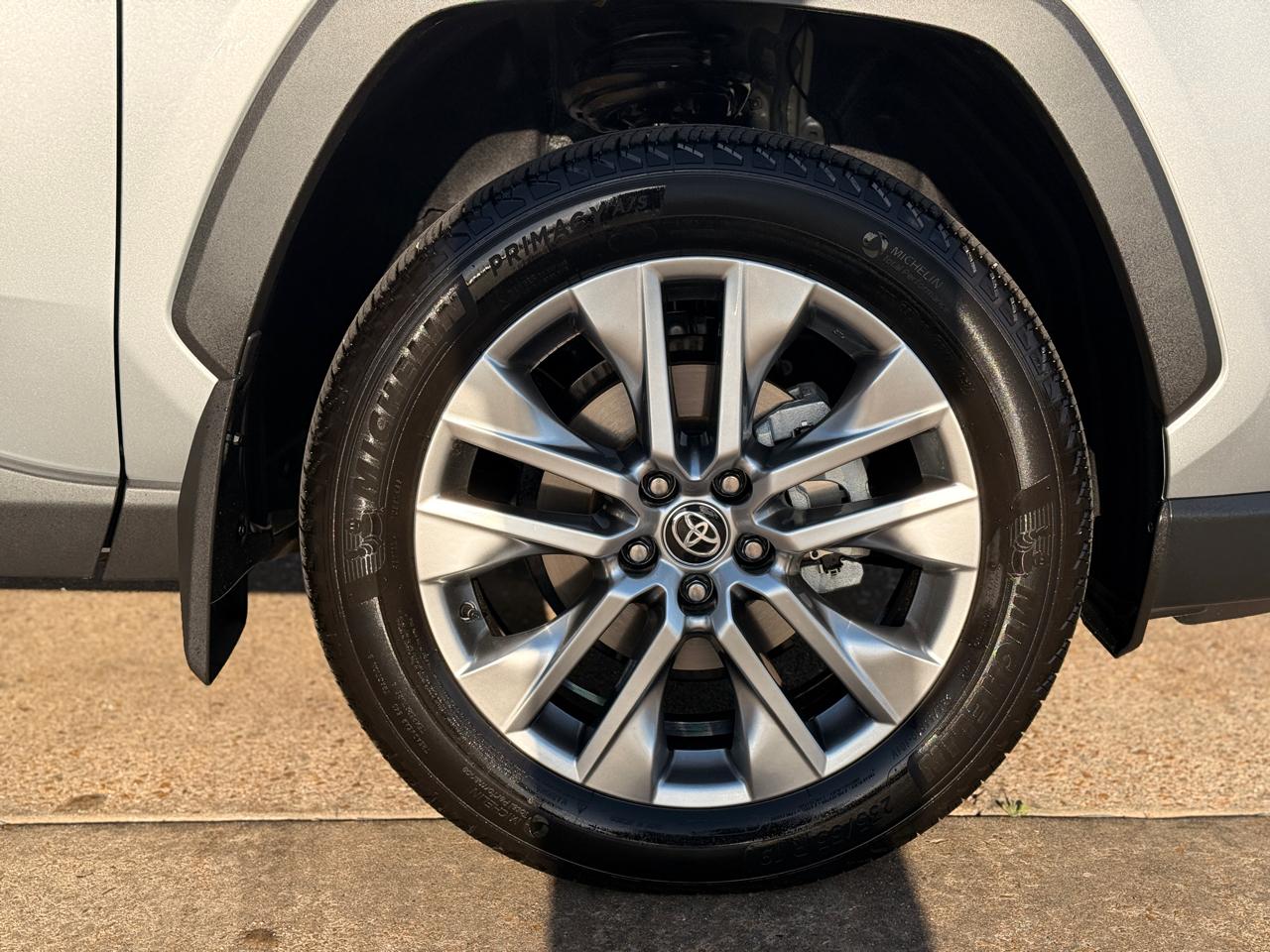 Toyota RAV4 Limited AWD 2024