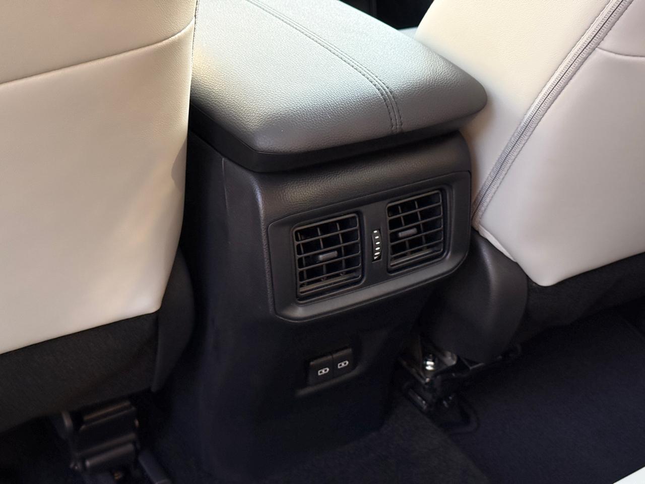 Toyota RAV4 Limited AWD 2024