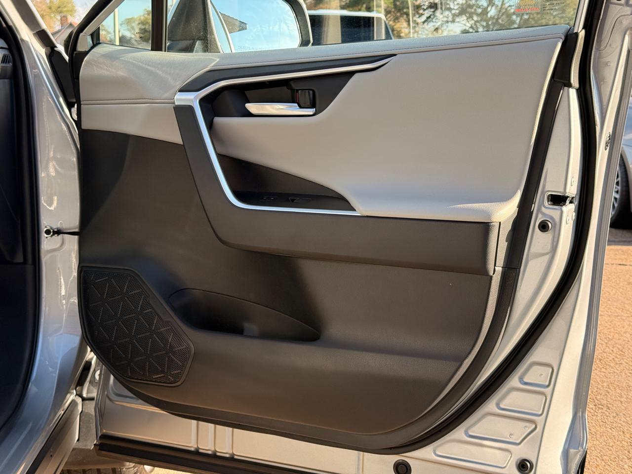 Toyota RAV4 Limited AWD 2024