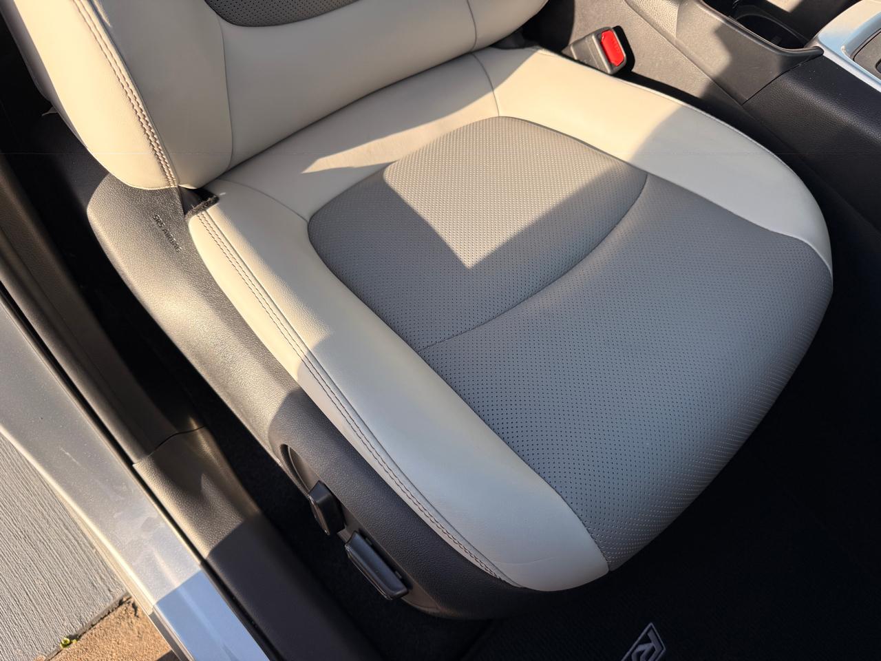 Toyota RAV4 Limited AWD 2024