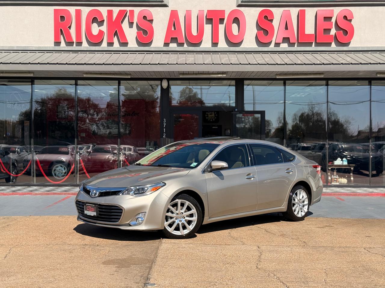 2013 Toyota Avalon XLE