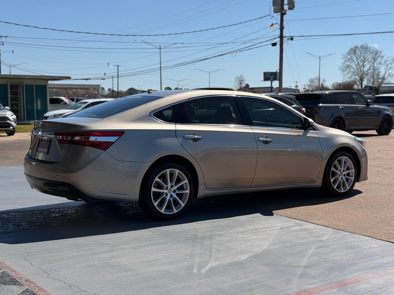 Toyota Avalon XLE 2013