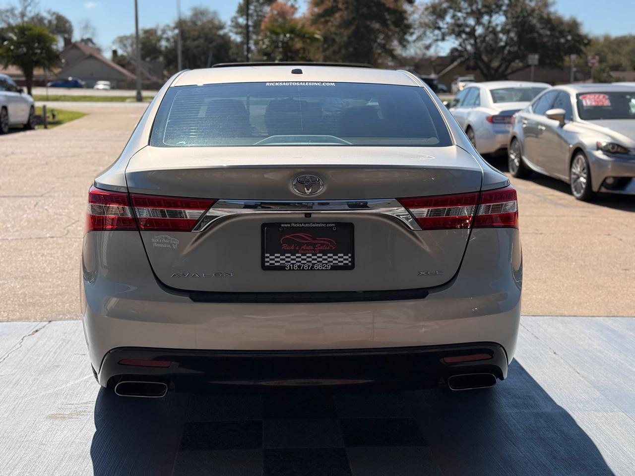 Toyota Avalon XLE 2013