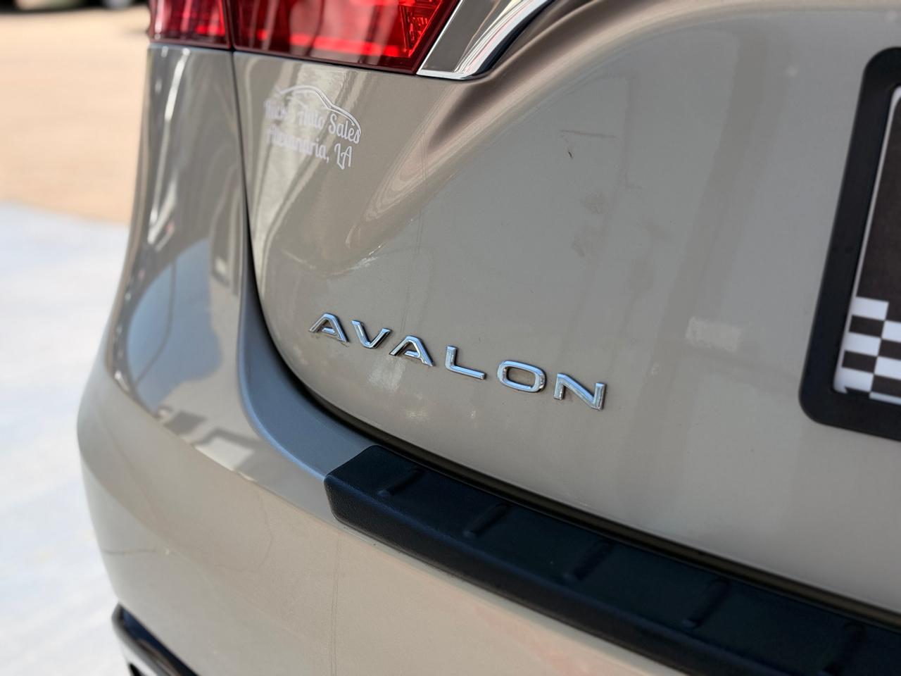 Toyota Avalon XLE 2013