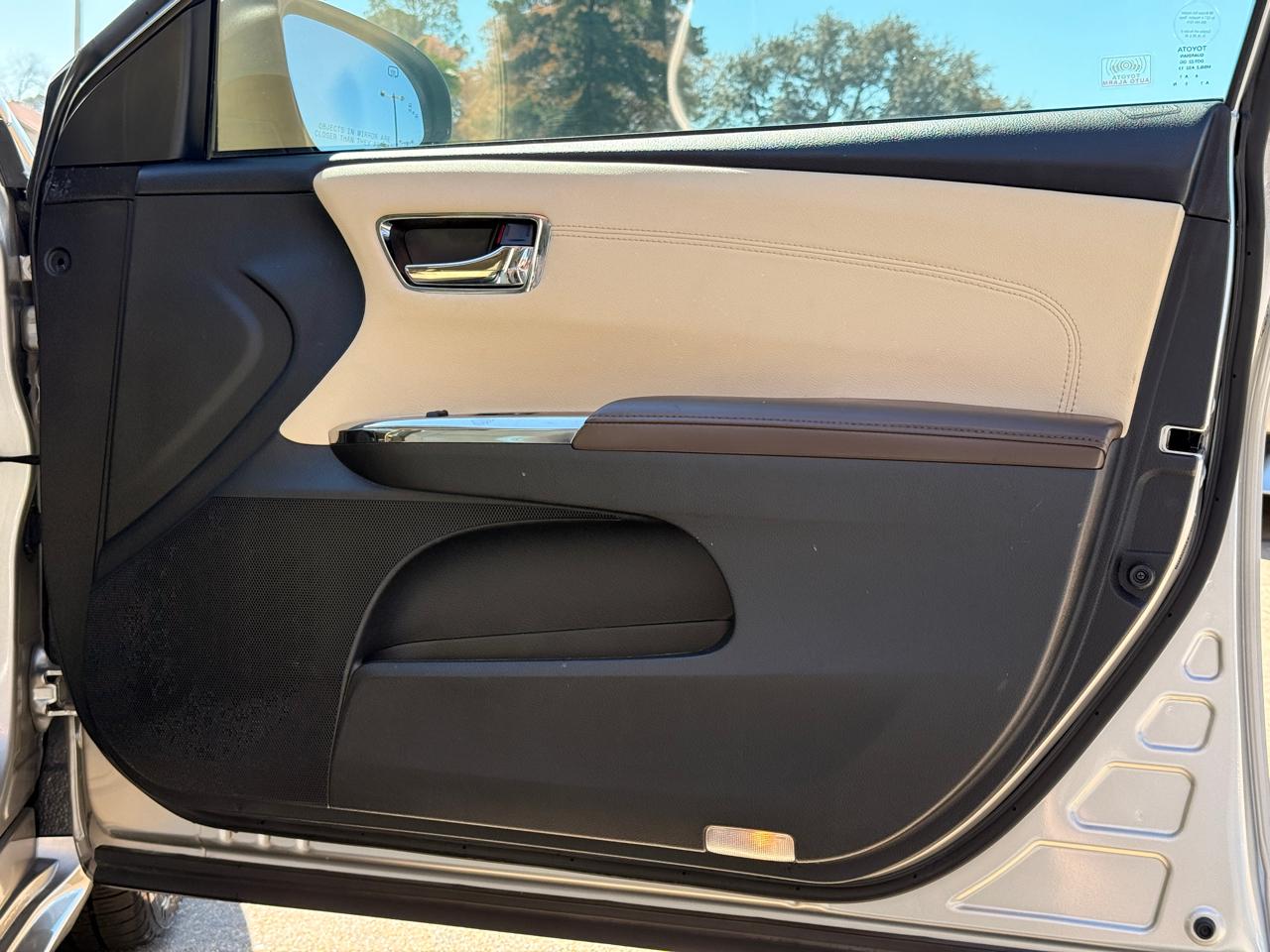 Toyota Avalon XLE 2013