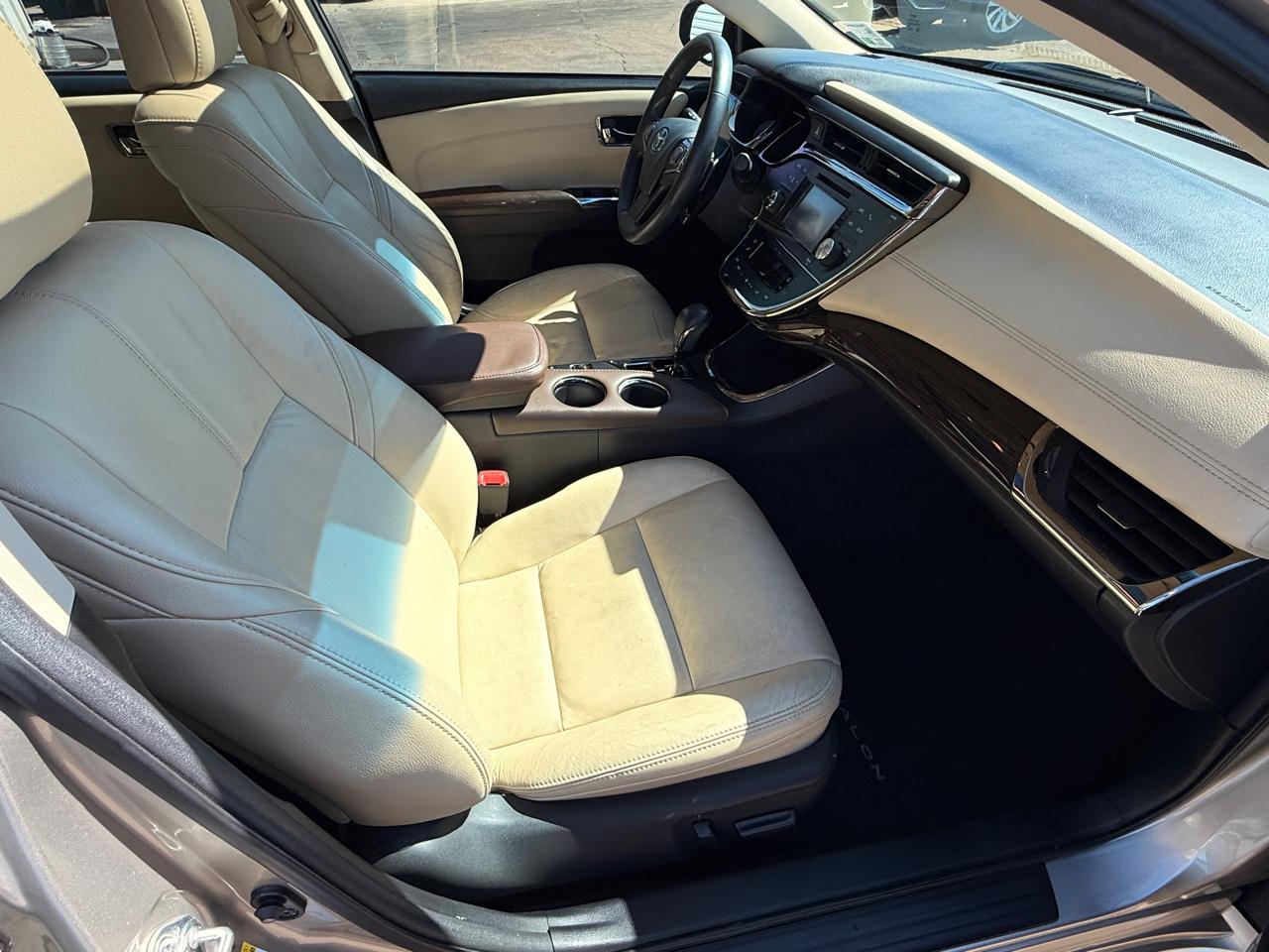 Toyota Avalon XLE 2013