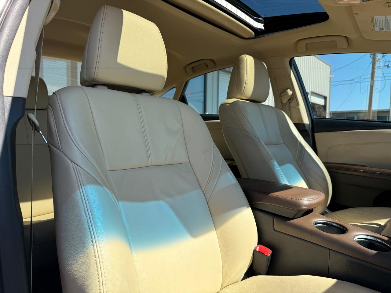 Toyota Avalon XLE 2013