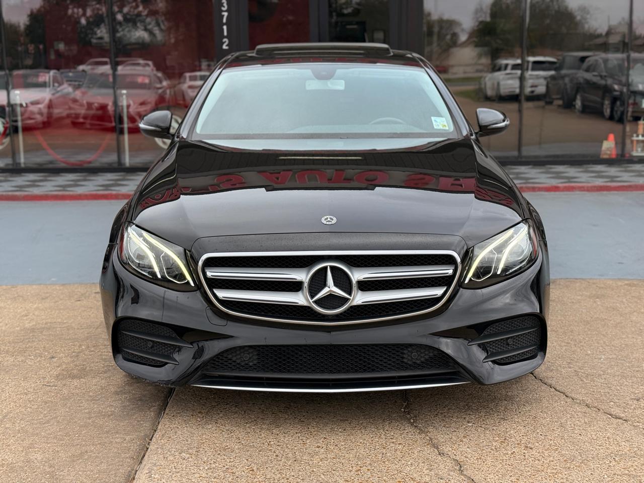 Mercedes-Benz E-Class E300 Luxury Sedan 2018