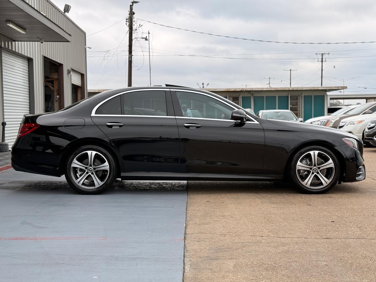 Mercedes-Benz E-Class E300 Luxury Sedan 2018