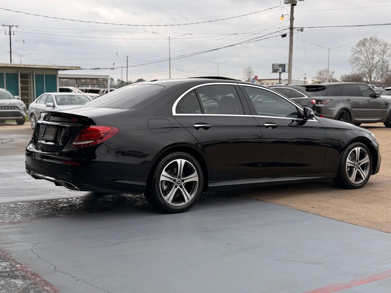 Mercedes-Benz E-Class E300 Luxury Sedan 2018