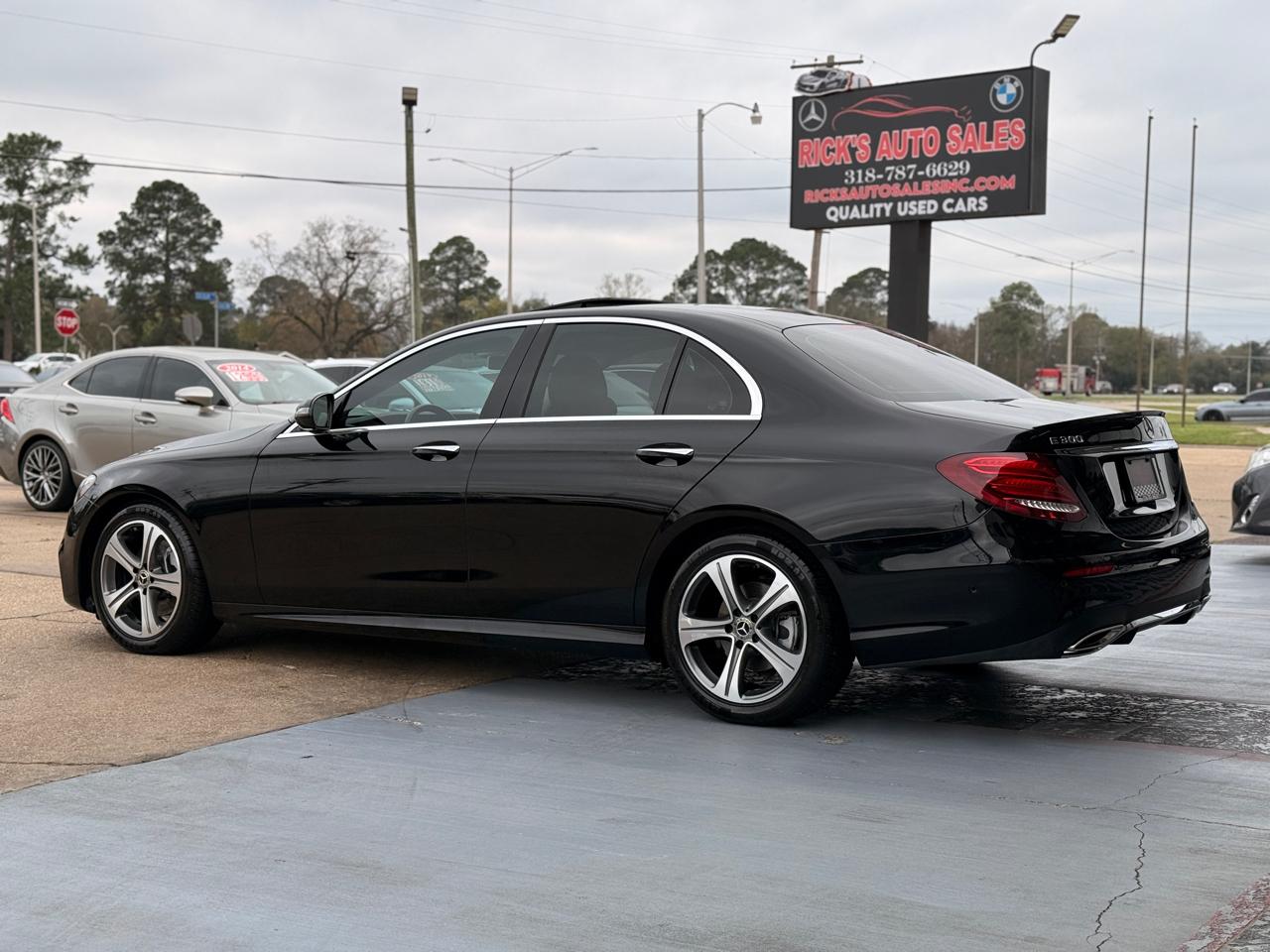Mercedes-Benz E-Class E300 Luxury Sedan 2018