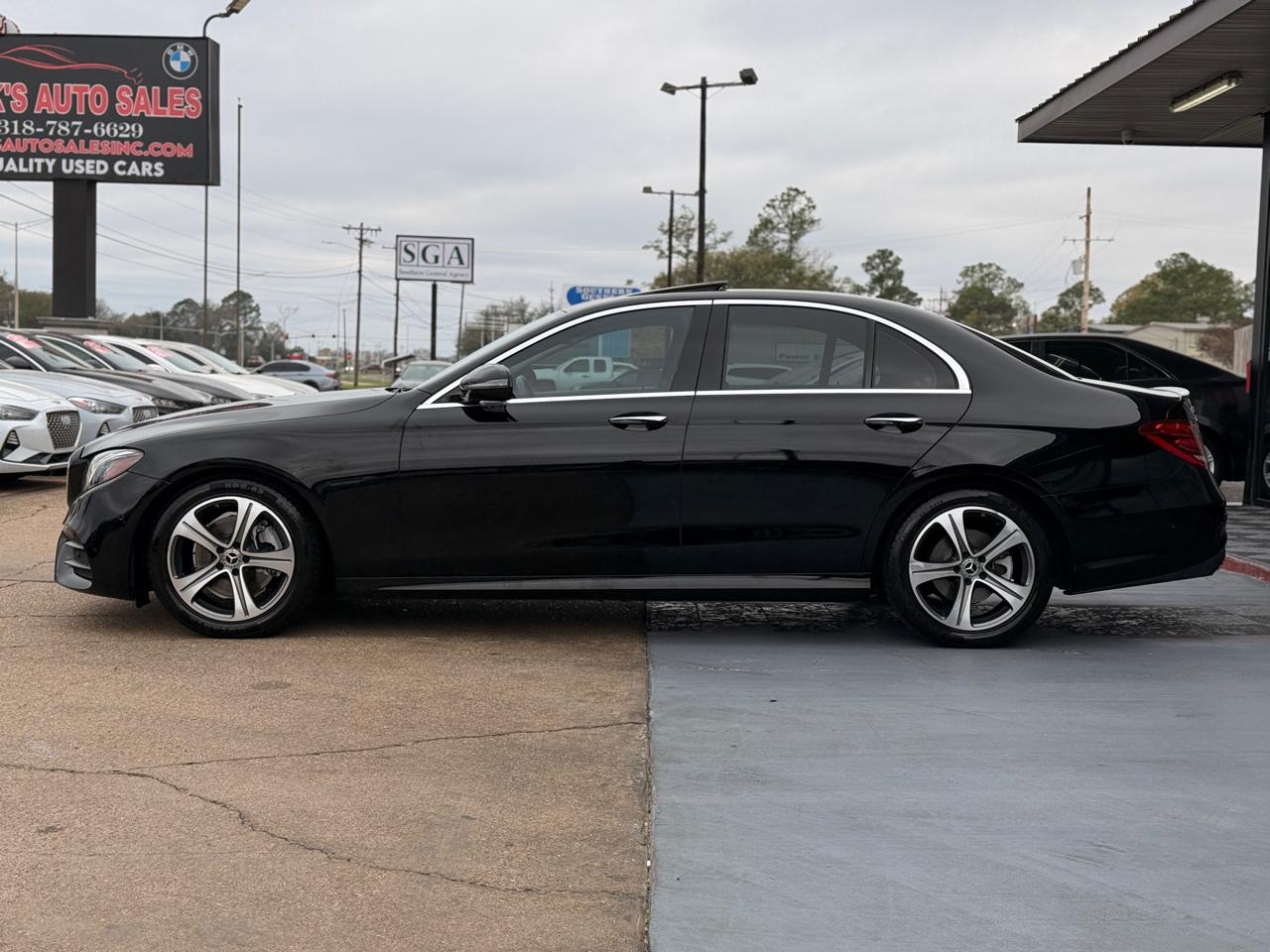 Mercedes-Benz E-Class E300 Luxury Sedan 2018