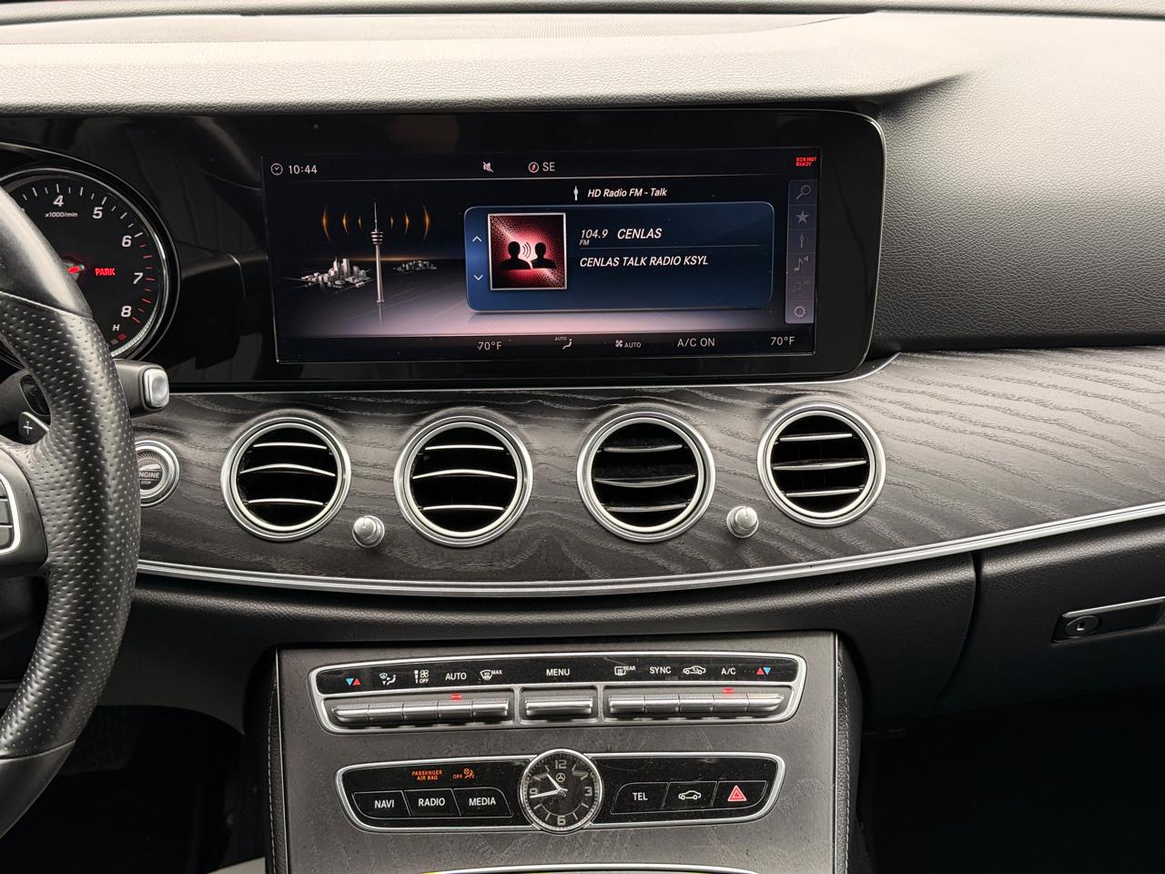 Mercedes-Benz E-Class E300 Luxury Sedan 2018