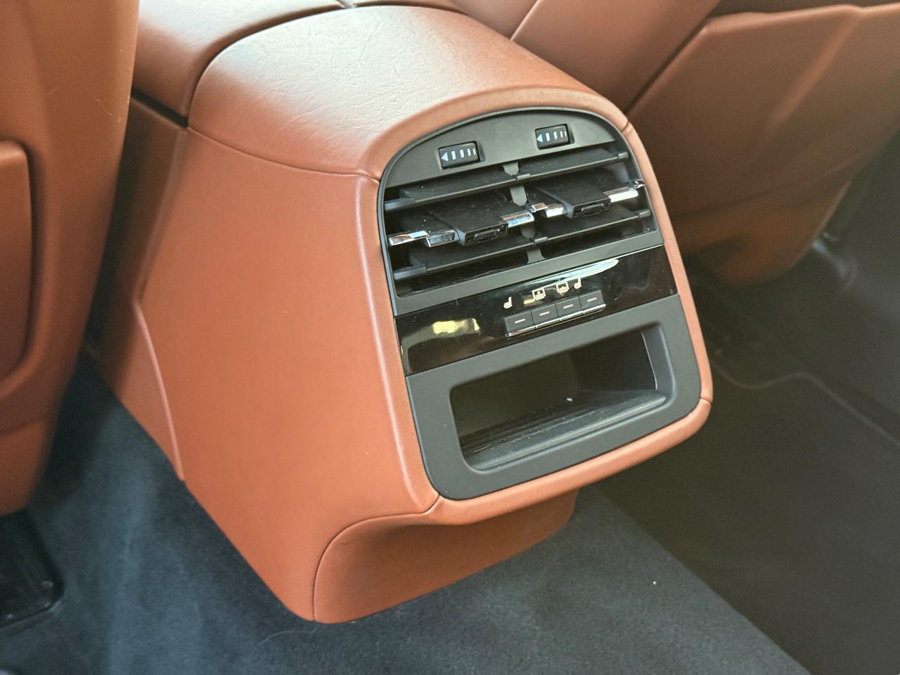 Maserati Quattroporte Modena 2022