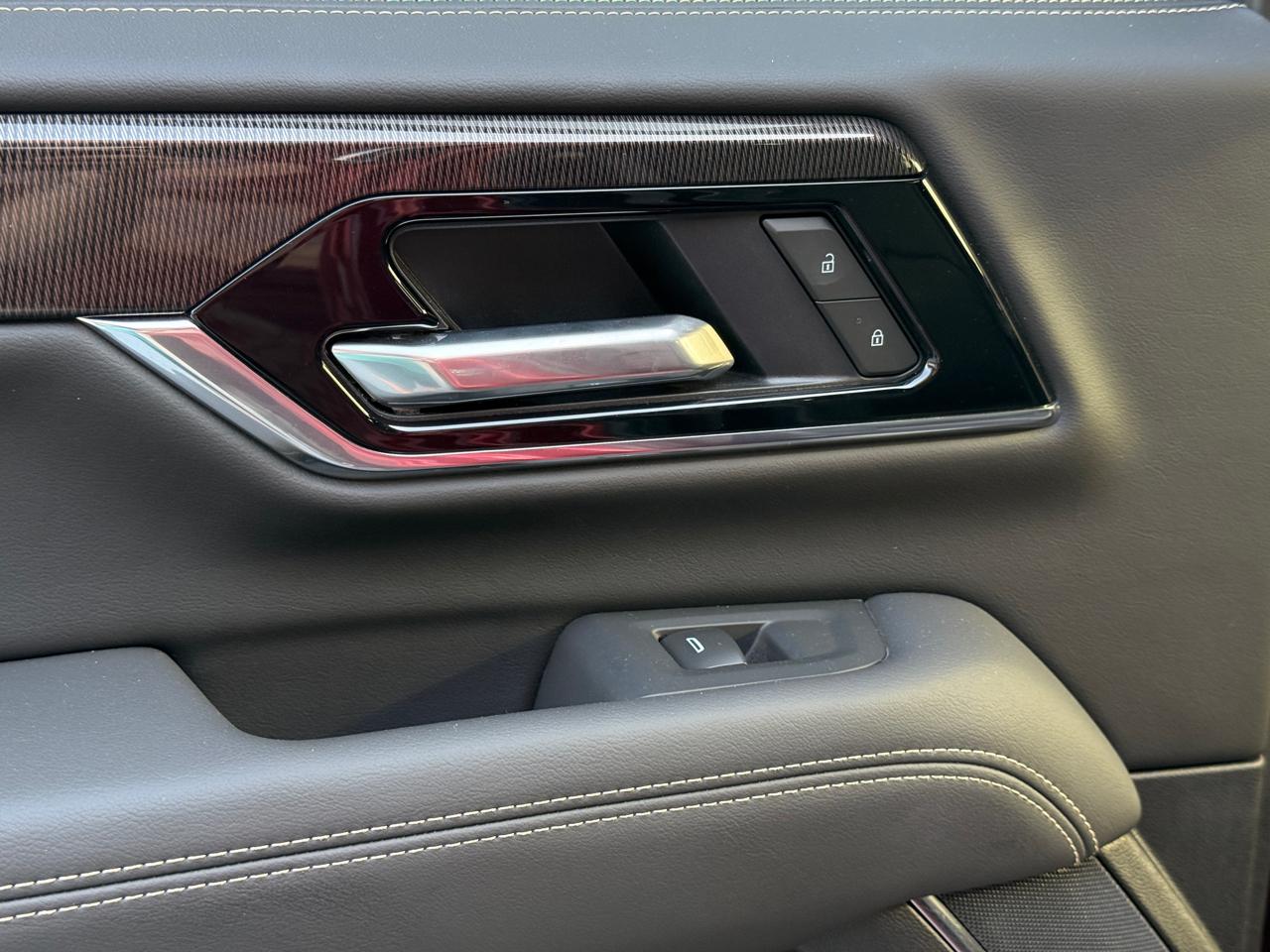 GMC Yukon Elevation 2025