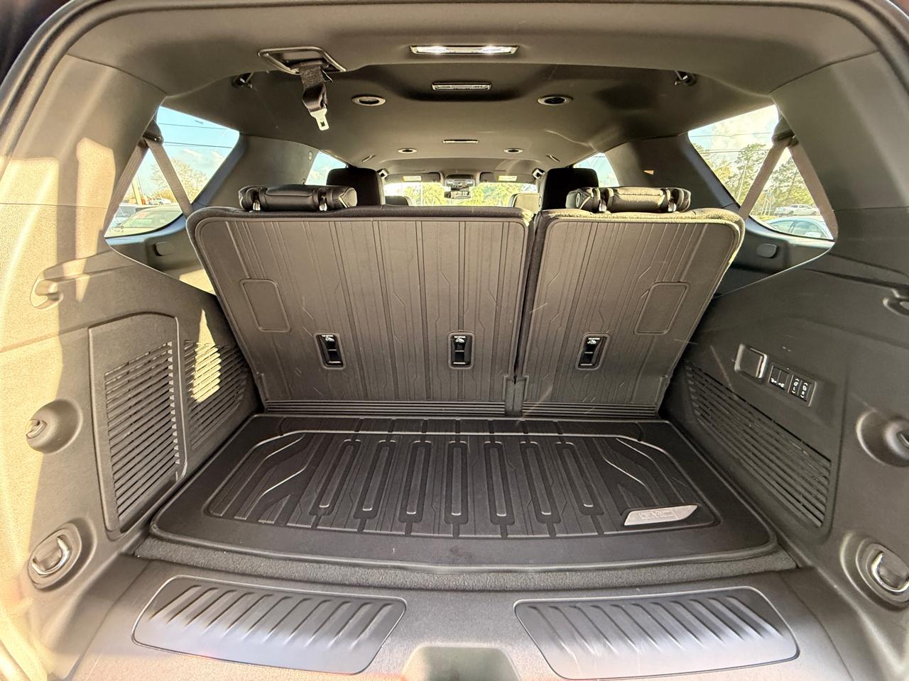 GMC Yukon Elevation 2025