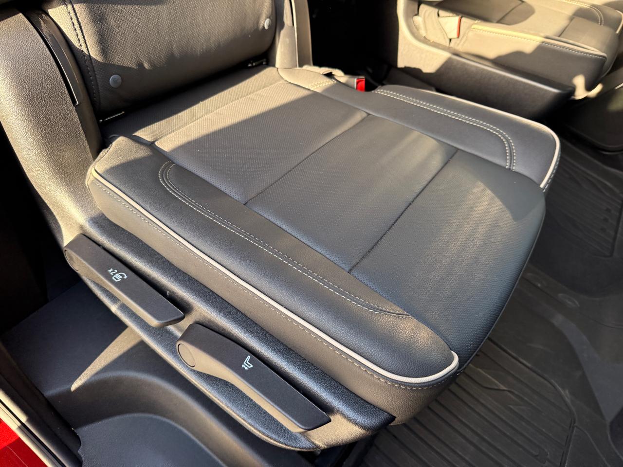 GMC Yukon Elevation 2025