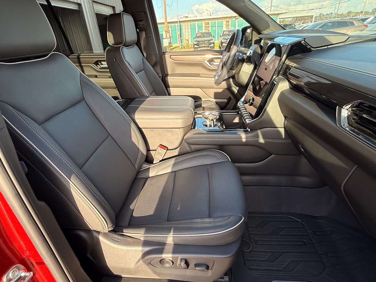 GMC Yukon Elevation 2025