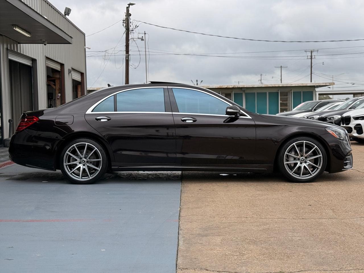 Mercedes-Benz S-Class S560 2020
